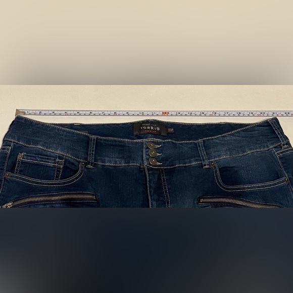 Torrid Premium Women’s Zippered Dark Wash High Rise Jeans/Jegging Size 24R - Picture 11 of 11